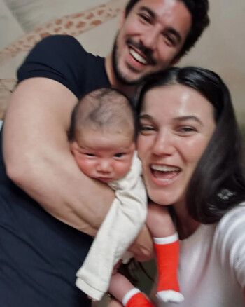 ملامح ابن بينار دينيز تظهر بوضوح لأول مرة