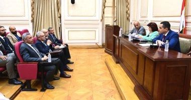 جهاز حماية الثروة السمكية يكشف تفاصيل تطهير ميناء الصيد في المعدية بإدكو