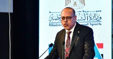 وزير العمل يستقبل المدير التنفيذى للأكاديمية الوطنية للتدريب لتعزيز التعاون