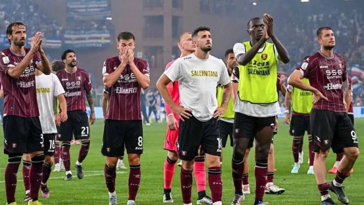 الامارات | نقل 8 لاعبين بنادٍ إيطالي إلى المستشفى بسبب التسمم الغذائي