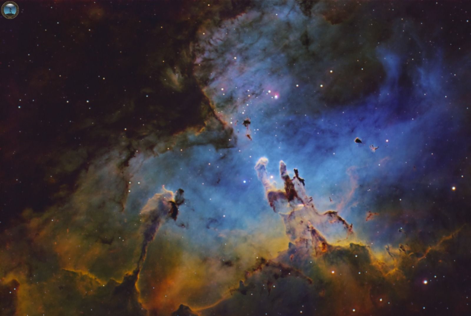 الامارات | مرصد الختم يصور "أعمدة الخلق" من سماء الإمارات