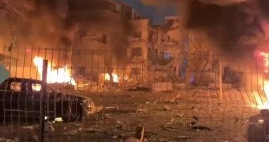 3 قتلى و48 جريحا جراء سقوط صواريخ إيرانية على وسط إسرائيل فجر اليوم