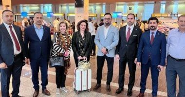 إلهام شاهين توجه الشكر لرئيس وزراء العراق من مطار البصرة قبل مغادرتها لمصر