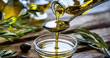 ماذا يحدث لضغط الدم عند تناول ملعقة من زيت الزيتون يوميا؟