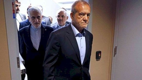 لماذا حظرت إيران على المسؤولين وحراسهم استخدام الأجهزة المتصلة بالشبكات؟