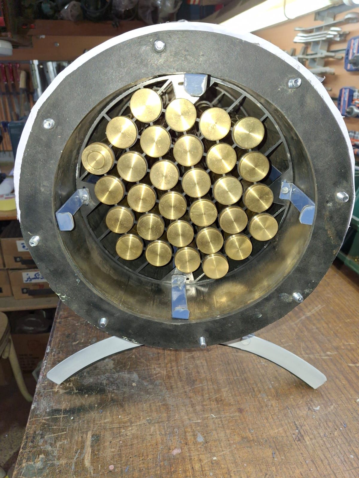 وحدة تخزين حرارى للطاقة.. مشروع تخرج طلاب بهندسة القاهرة