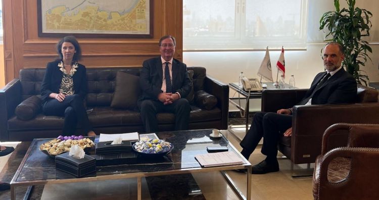 رسامني استقبل كاول ووفداً من تجمع شركات الشحن بالمرفأ: الاستقرار الأمني يشجع على جذب الاستثمار