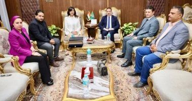 محافظ المنوفية يستقبل وفد التحالف الوطنى على هامش قافلة "إيد واحدة" الشاملة بقرية العراقية