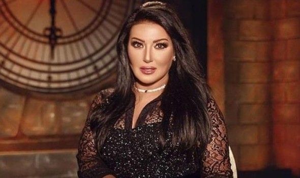 سمية الخشاب تكشف حقيقة زواجها وطريقة تعاملها مع الانتقادات