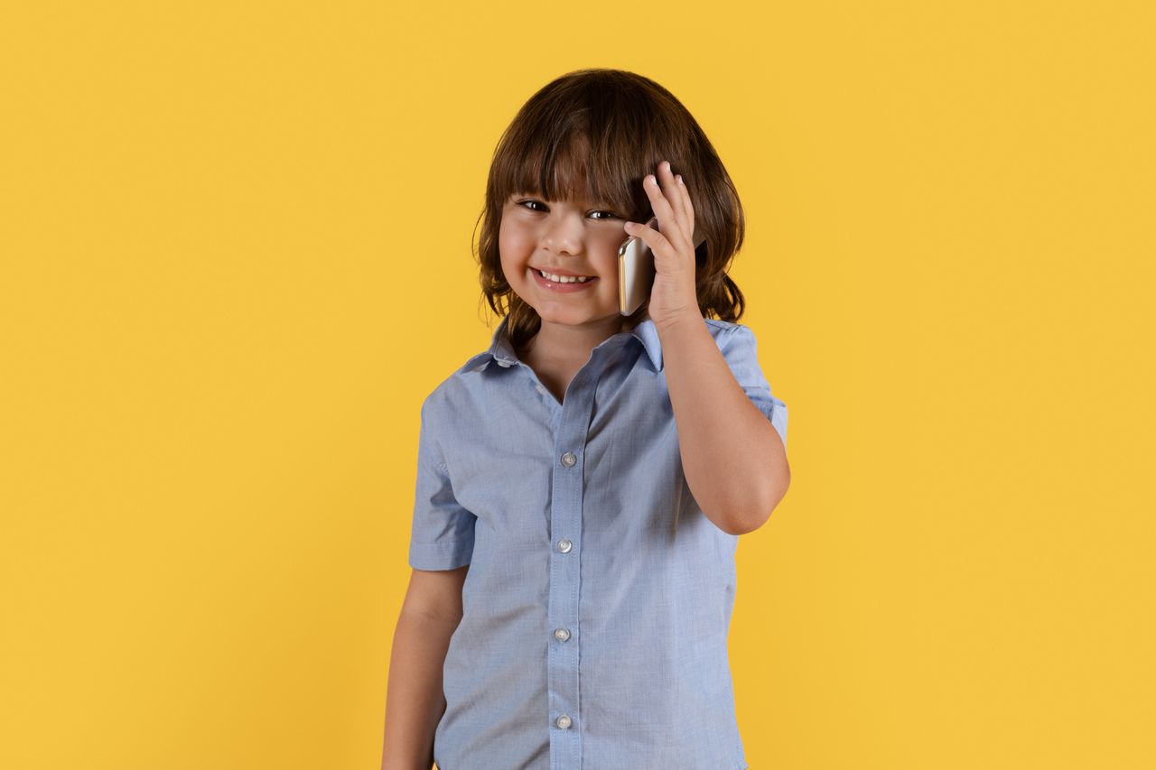 متى يجب أن أسمح لطفلي بالمبيت في منزل صديقه في عطلة الصيف؟