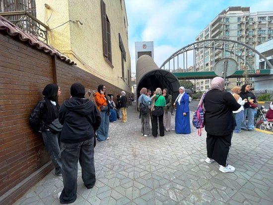 توافد طلاب الثانوية العامة على لجان الامتحانات لأداء اللغة الأجنبية الثانية