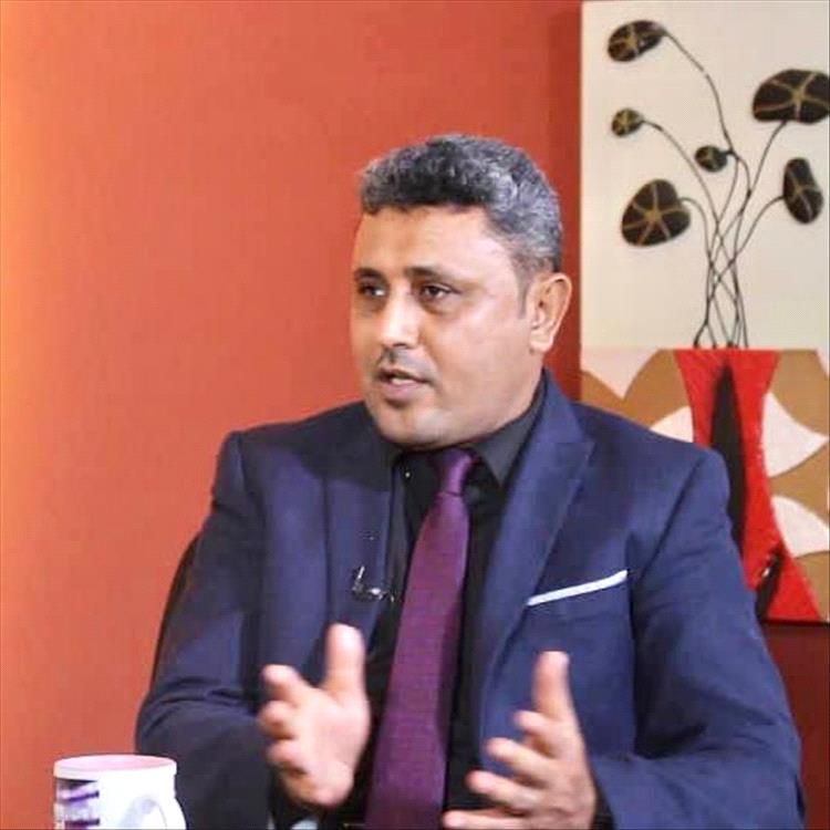 ياسر اليافعي يجدد موقفه الرافض لحملات التبرعات العشوائية: العمل الخيري يجب أن يكون منظمًا ويستند إلى دراسات جدوى