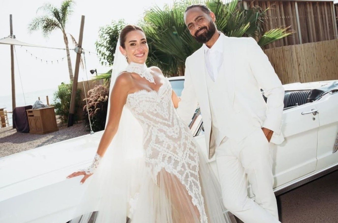 من البساطة إلى الفخامة ومرورًا بالأجواء التاريخية.. هكذا جاءت اختيارات النجمات للاحتفال بزفافهن