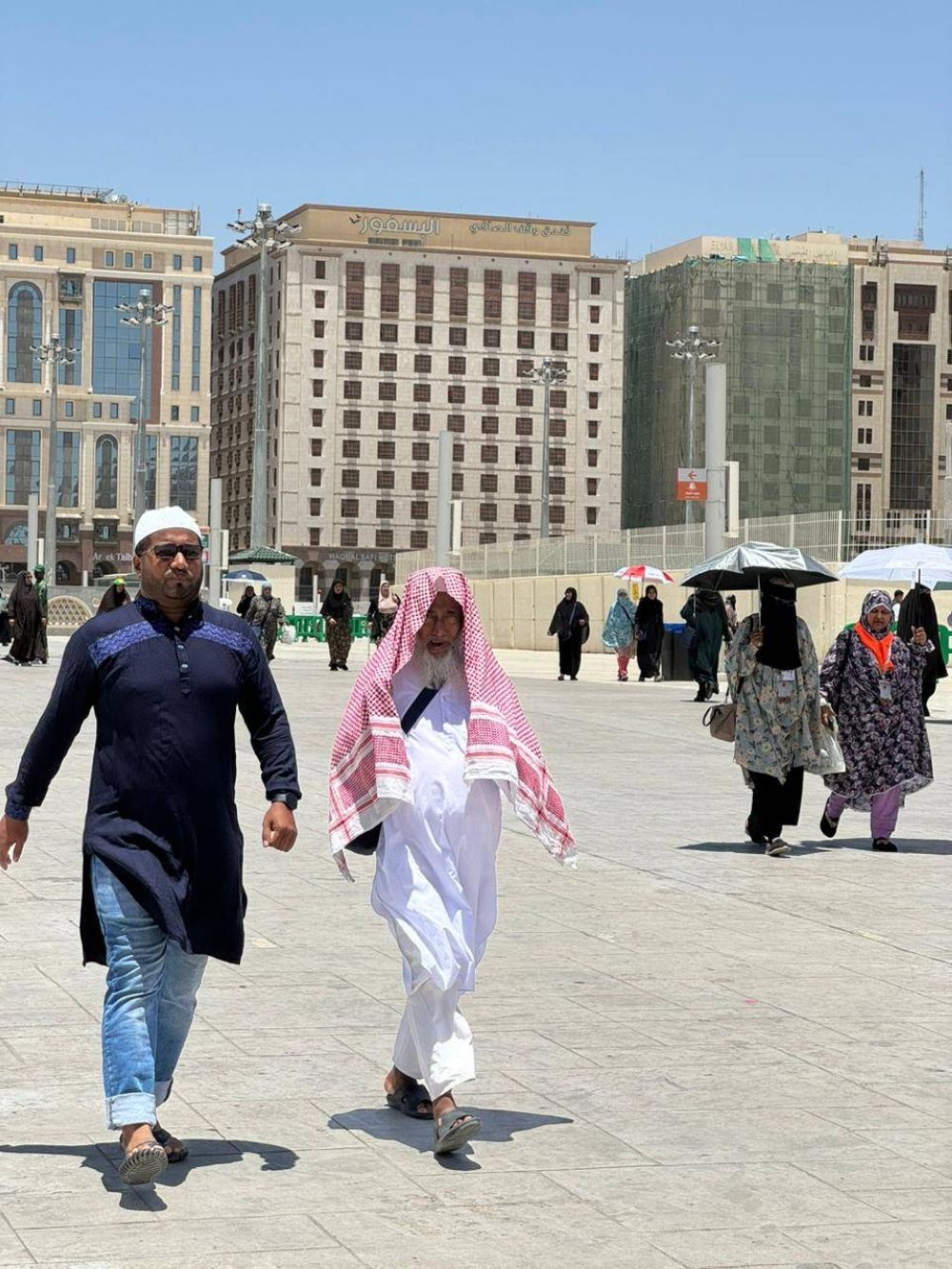 ضيوف الرحمن يثرون تجاربهم في المواقع التاريخية بالمدينة