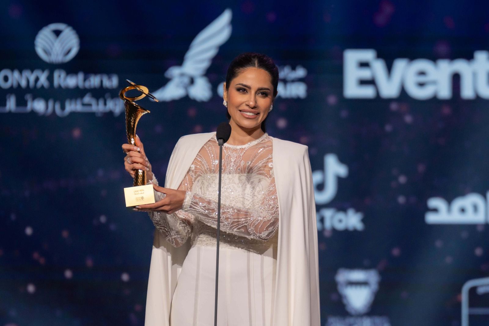 نجوم يكرمون ويحصدون الجوائز ضمن فعاليات مهرجان الخليج للإذاعة والتلفزيون في البحرين