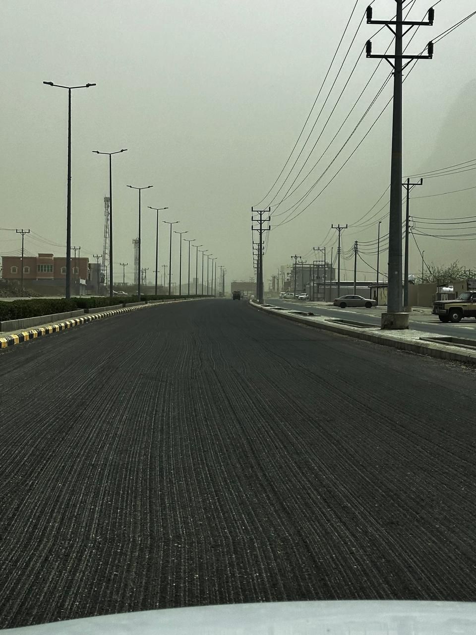 سكان أضم يعانون من السفلتة ورئيس البلدية لا يرد.. صور