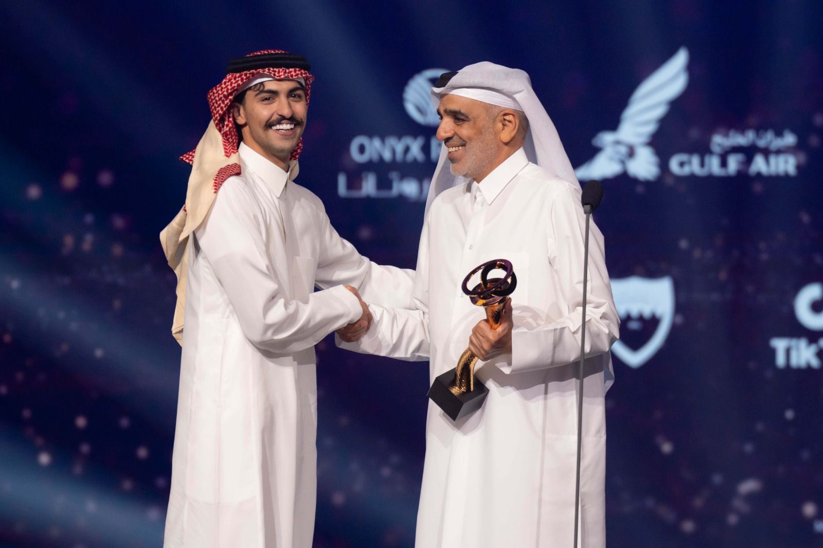 نجوم يكرمون ويحصدون الجوائز ضمن فعاليات مهرجان الخليج للإذاعة والتلفزيون في البحرين