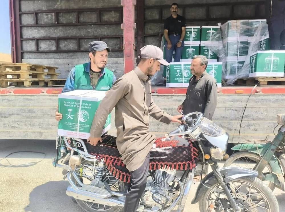 سلال غذائية لحلب السورية