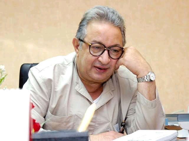 القصة الكاملة لانهيار منزل السيدة زينب.. عاش فيه نور الشريف.. فيديو