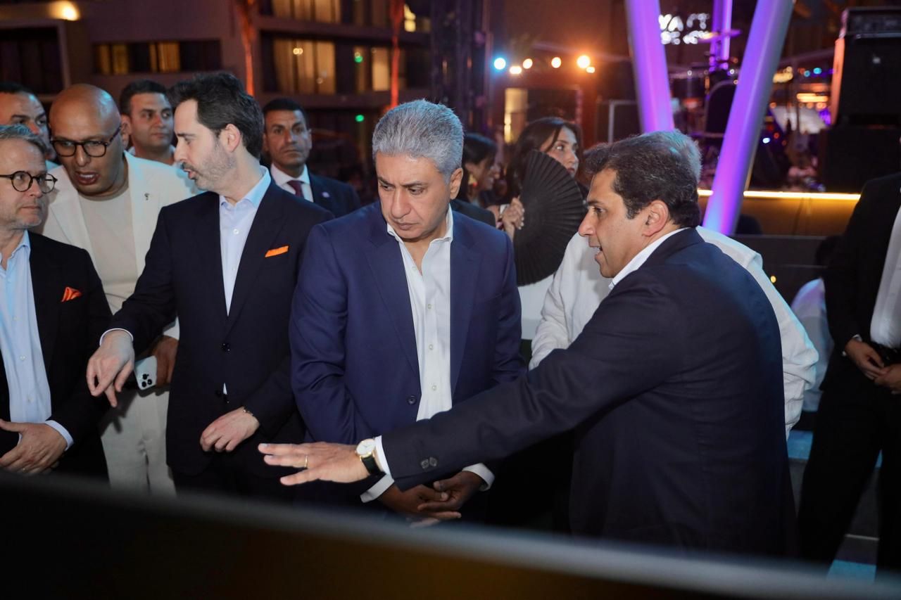 وزير السياحة يشهد الافتتاح الرسمي لأول فندق للفنون في مصر وأفريقيا