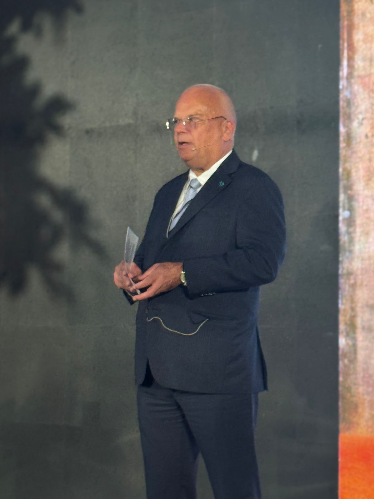 السفير السويدي بالقاهرة: إنقاذ كوكب الأرض لا يقل أهمية عن حروب غزة وأوكرانيا