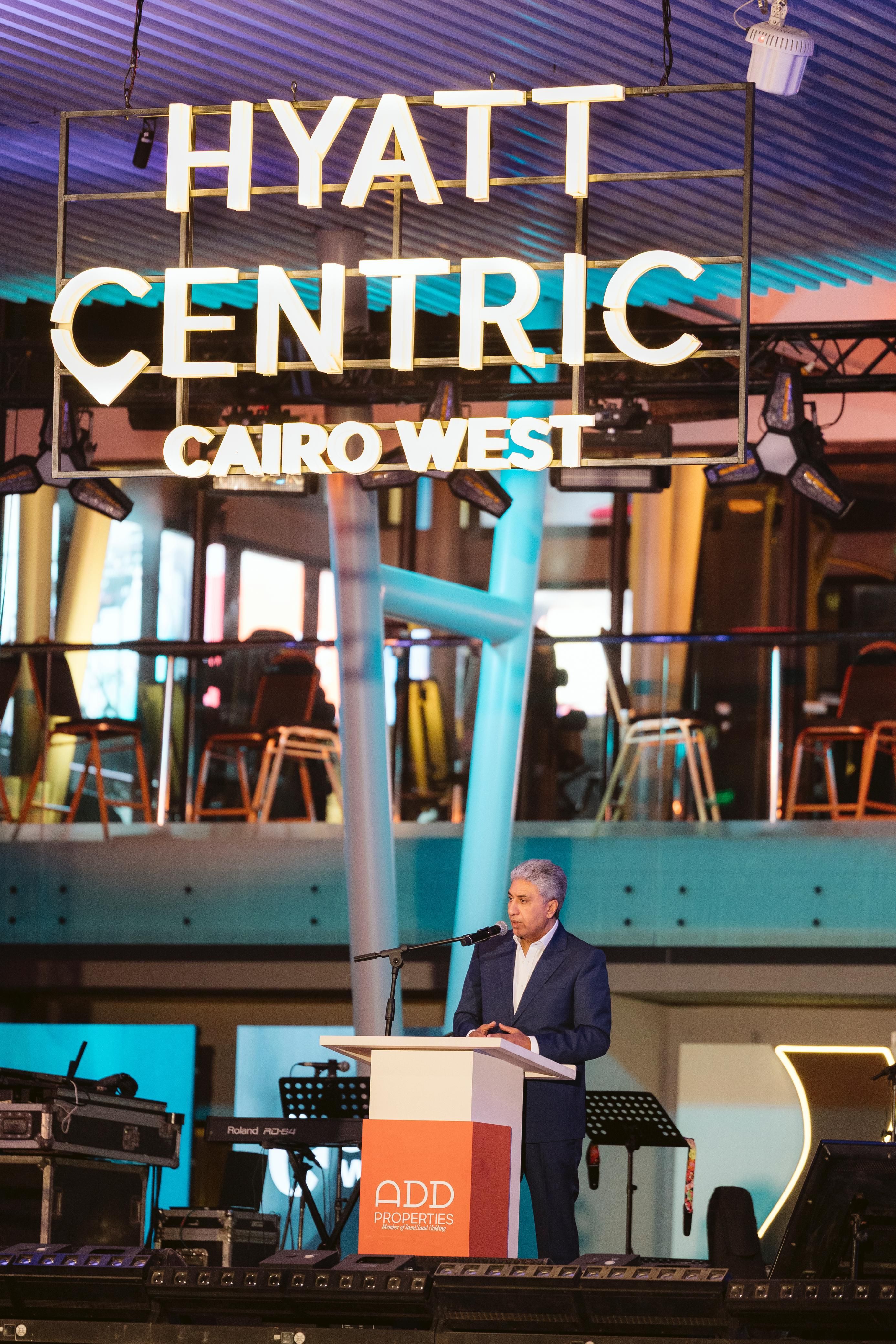 وزير السياحة يشهد الافتتاح الرسمي لأول فندق للفنون في مصر وأفريقيا