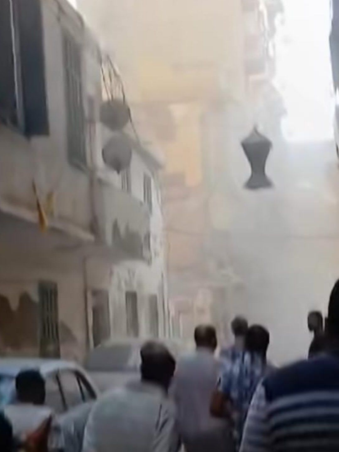 حى شرق الإسكندرية يكشف تفاصيل انهيار عقار بمنطقة باكوس.. صور