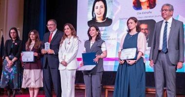 تكريم الإعلامية علا الشافعي في "She Builds Beyond" لدعم رائدات الأعمال