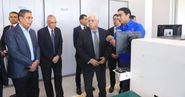 وزير التعليم العالى: لدينا 14 جامعة تكنولوجية ترتبط بشراكات مع جهات صناعية