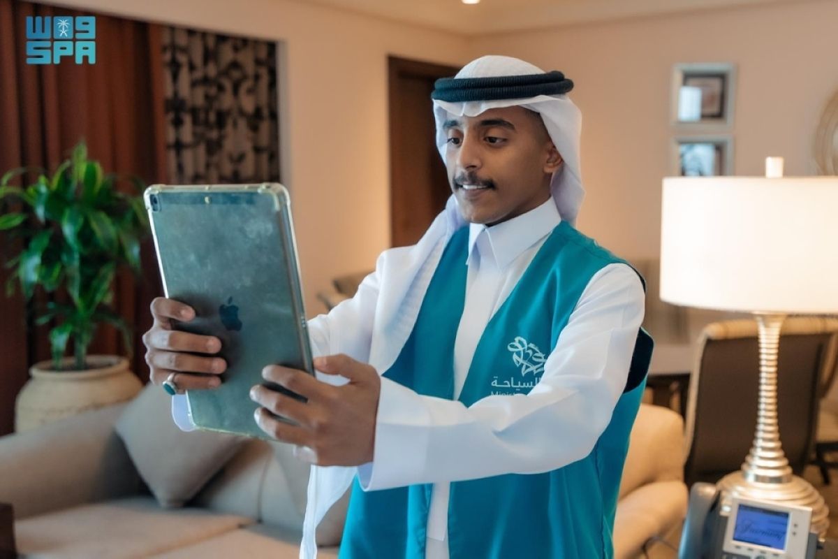 «السياحة» تواصل جولاتها الرقابية في مكة المكرمة