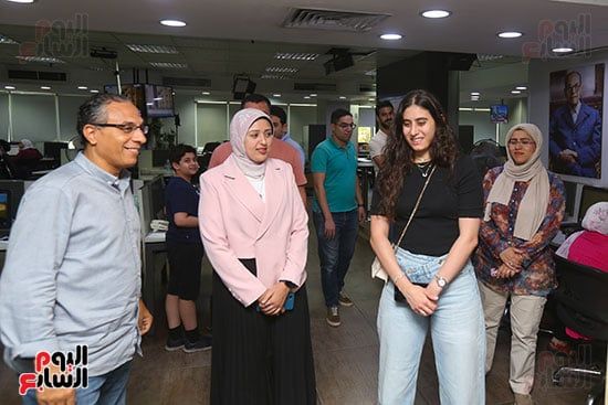 نور الشربيني أسطورة الاسكواش تزور " الخليج 365" بعد تتويجها ببطولة العالم