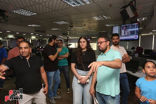 نور الشربيني أسطورة الاسكواش تزور " الخليج 365" بعد تتويجها ببطولة العالم