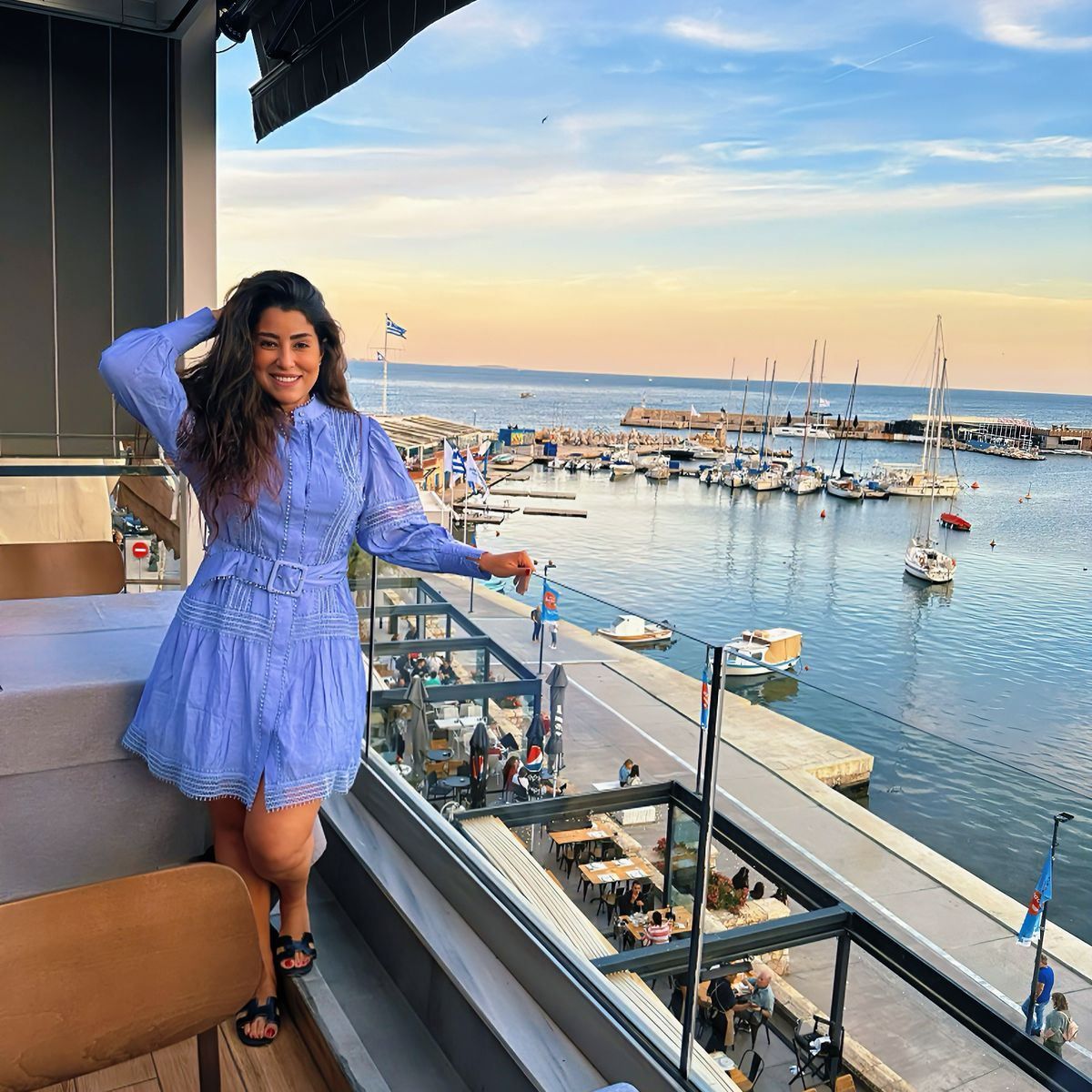 بعد نفى شائعات الزاوج.. شاب يتقدم لخطبة أيتن عامر على فيس بوك