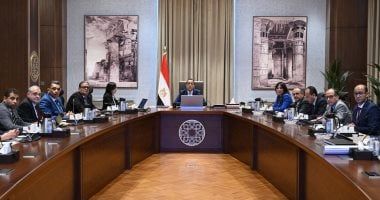 رئيس الوزراء يتابع مع محافظ البحيرة تطوير ميناء الصيد برشيد و"نبع الحمراء"