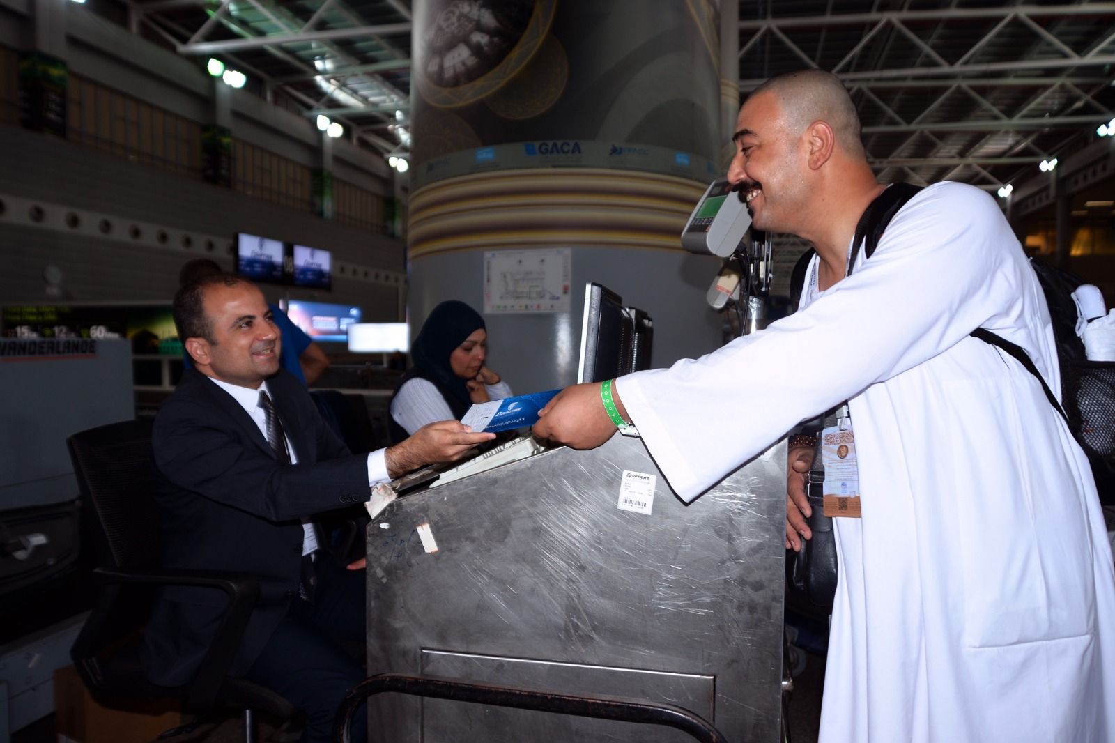 مصر للطيران تسير غدًا 11 رحلة جوية لعودة حجاج بيت الله الحرام