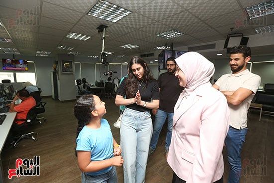 نور الشربيني أسطورة الاسكواش تزور " الخليج 365" بعد تتويجها ببطولة العالم