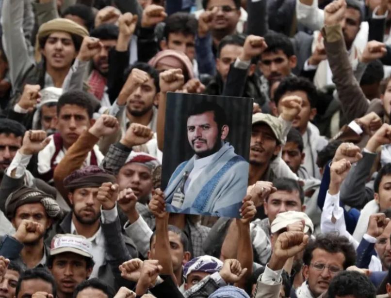 ليست حرباَ عادية.. إيران تغير قواعد اللعبة والحوثي يكشف المستور