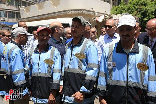 محافظ القاهرة يطالب المواطنين بالإبلاغ عن تجاوز السياس المرخصين أو المخالفين