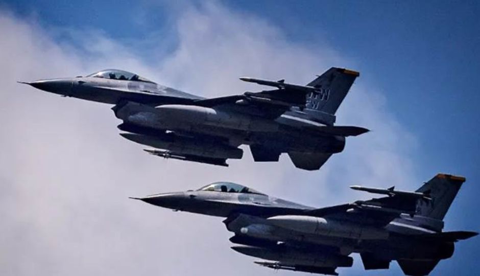 طبول الحرب تُقرع في واشنطن لأول مرة تحت قيادة ترامب