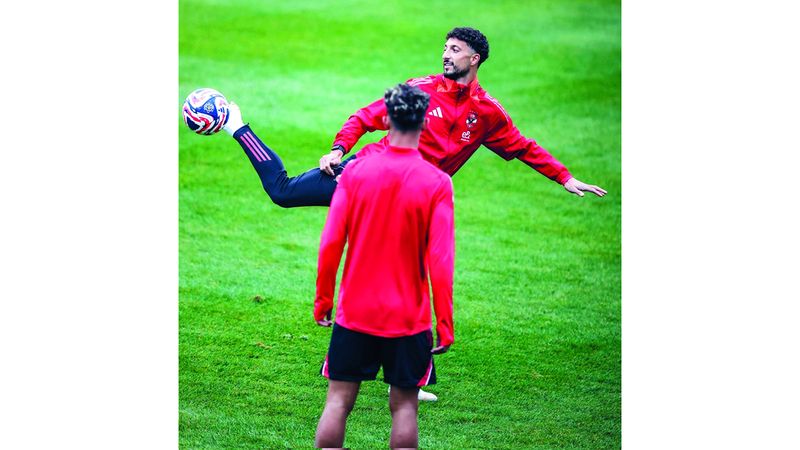 الامارات | الأهلي المصري يحاول تجاوز فوضى مباراة «إنتر ميسي» اليوم  