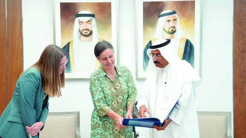 الامارات | القنصل العام لجمهورية ألمانيا في ضيافة مكتبة محمد بن راشد