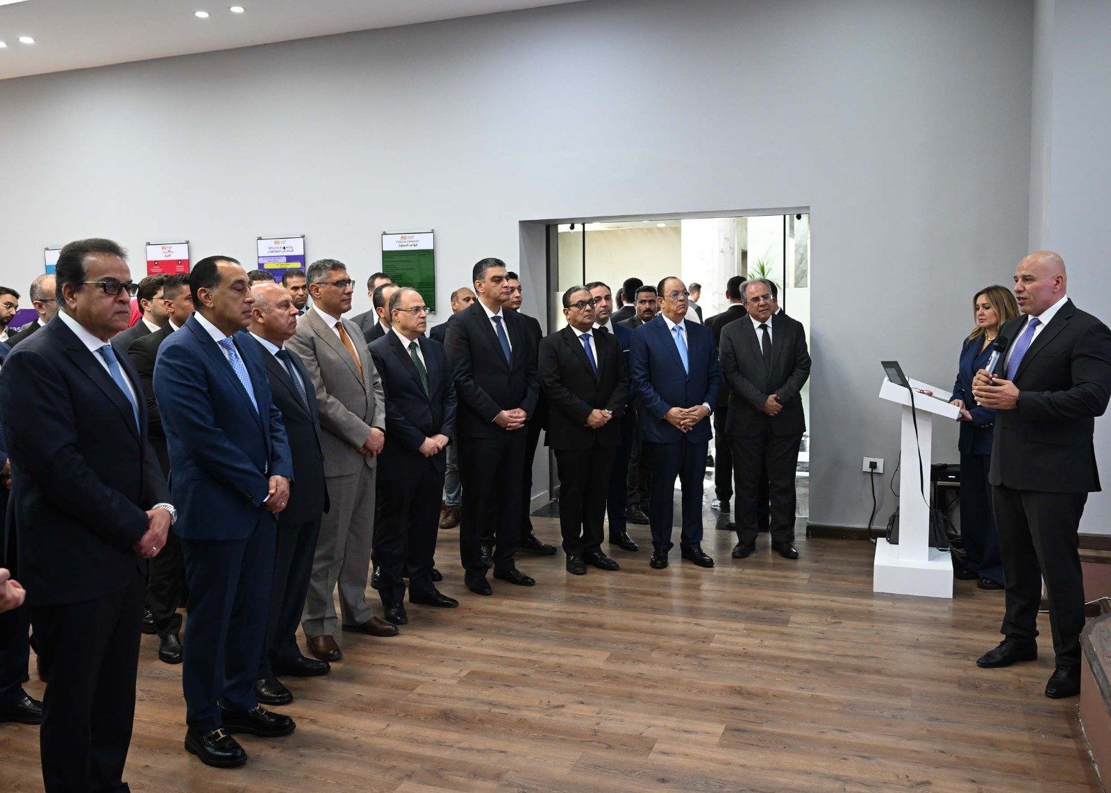 مدبولى يتفقد مشروع إنشاء أول مصنع بمصر والشرق الأوسط لإنتاج أجهزة السونار