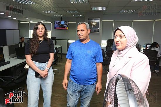 نور الشربيني أسطورة الاسكواش تزور " الخليج 365" بعد تتويجها ببطولة العالم