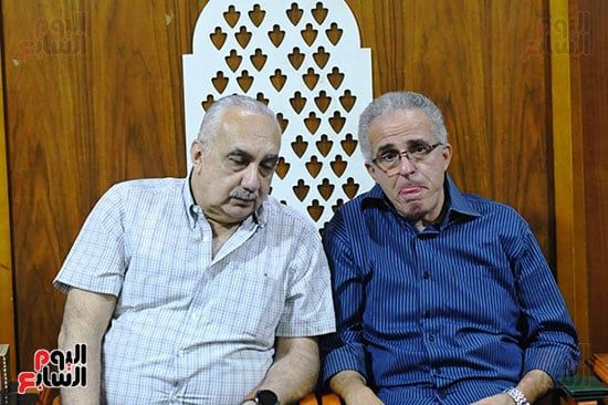 شمس البارودي تتلقى عزاء شقيق زوجها الراحل حسن يوسف (صور)