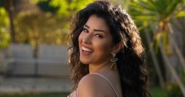 بعد نفى شائعات الزاوج.. شاب يتقدم لخطبة أيتن عامر على فيس بوك