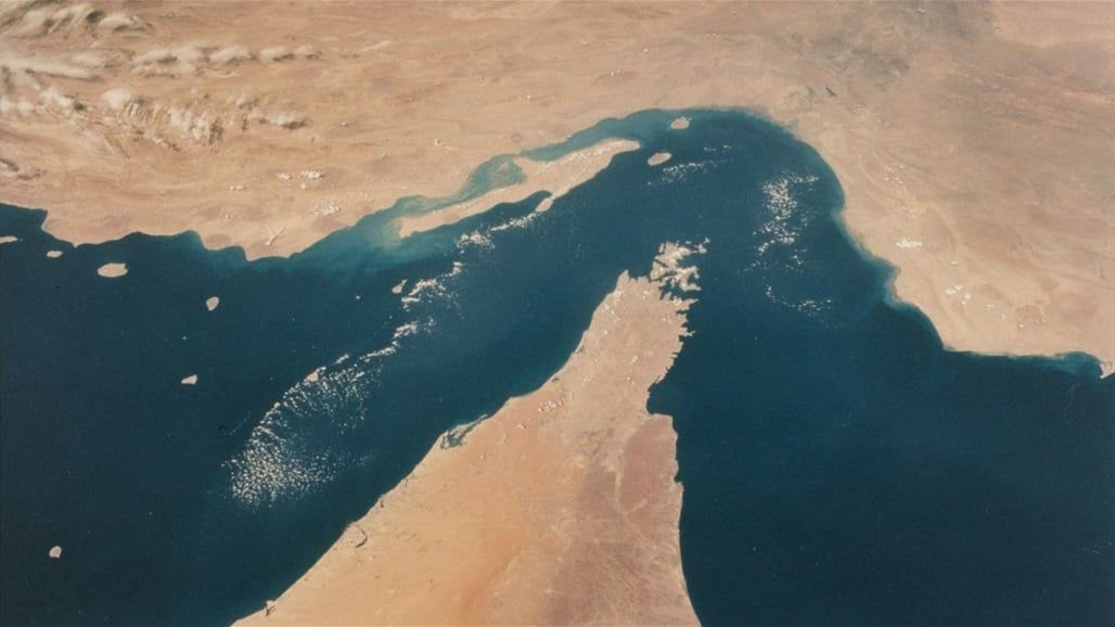 مضيق هرمز.. هل يتحول العراق لـ"موظف مطرود آخر الشهر" أم يدفع 12% من الرواتب فقط؟