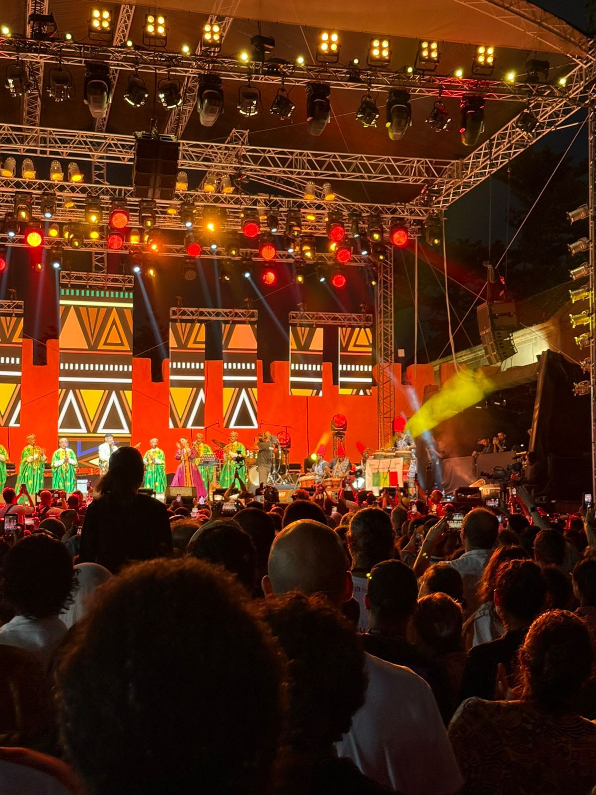 حضور بالآلاف فى أول أيام مهرجان كناوة بالمغرب (صور)