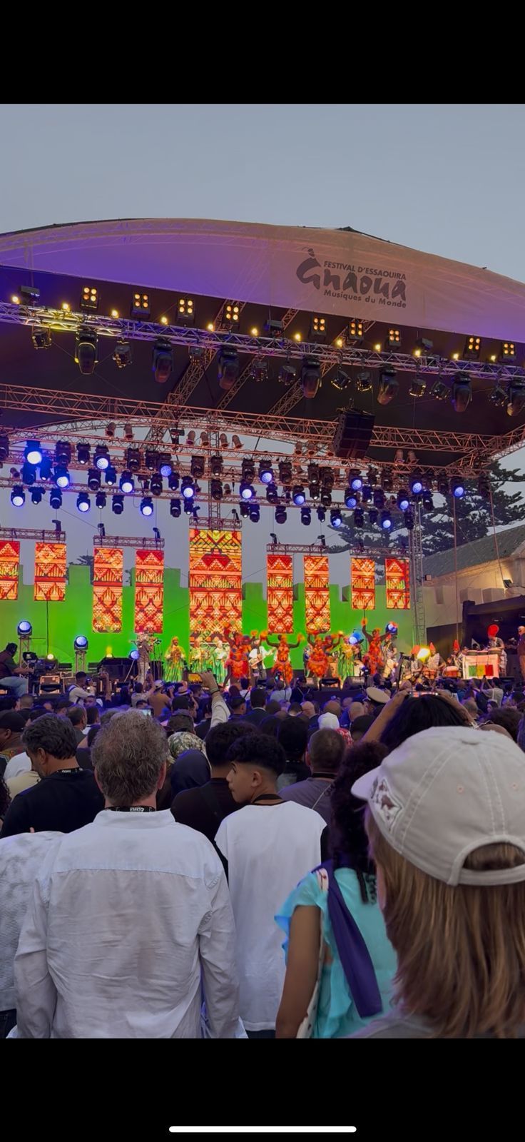 حضور بالآلاف فى أول أيام مهرجان كناوة بالمغرب (صور)