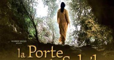 يوم اللاجئ العالمى.. كيف سلط فيلم باب الشمس الضوء على مأساة اللاجئيين