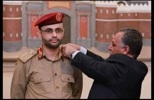 مشير من دون لاشئ: حين تمنح النياشين على مقاعد الولاء